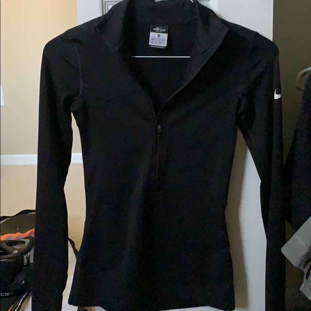 Nike Pro dry-fit half zip up